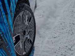 吉利汽车完成全球首个无人驾驶漂移，算法赋能更优秀的驾乘体验！
